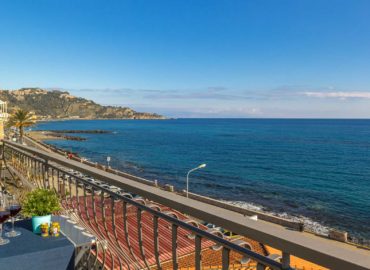 Tyche Apartment Appartamento Giardini Naxos Taormina Sicilia Sicily view sea mare vista